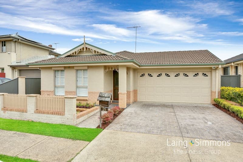 4/10																										Hythe Street
														
								Mount Druitt, NSW 2770, Ropes Crossing - Image 1