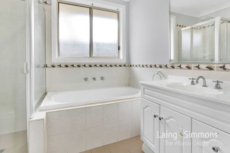 4/10																										Hythe Street
														
								Mount Druitt, NSW 2770, Ropes Crossing - Thumbnail 5