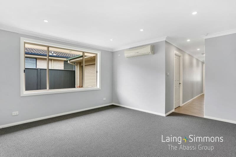 4/10																										Hythe Street
														
								Mount Druitt, NSW 2770, Ropes Crossing - Thumbnail 7