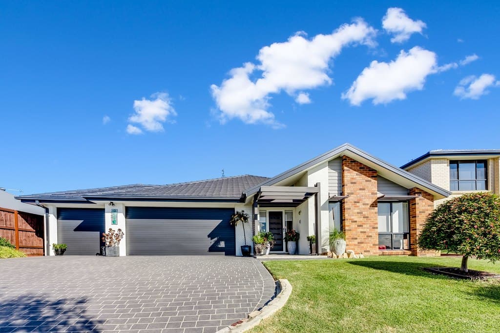 64 Hillcrest Drive, Gillieston Heights - Image 1