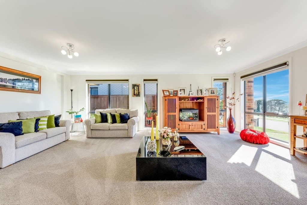 64 Hillcrest Drive, Gillieston Heights - Thumbnail 3