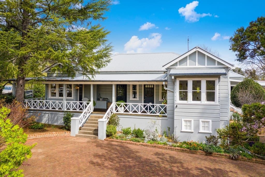 "Old Meadows" 31 Holly Street, Bowral - Thumbnail 2