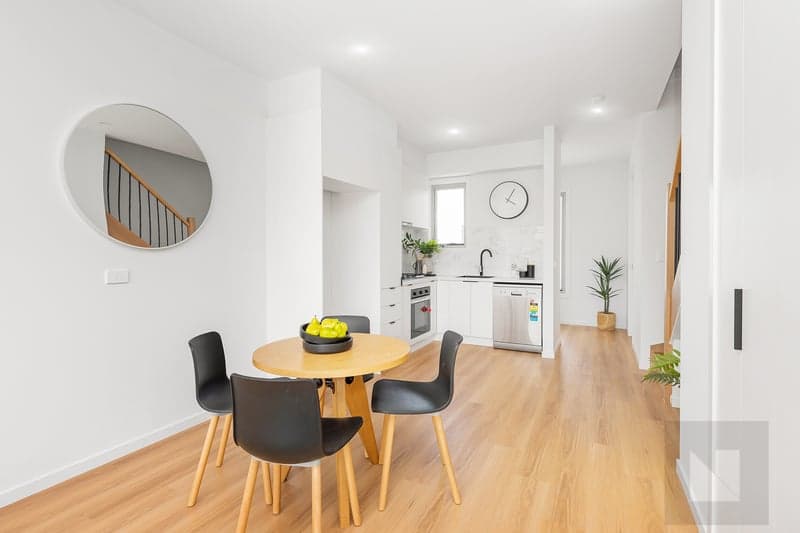 2/8 Inkerman Street, Maidstone - Thumbnail 2