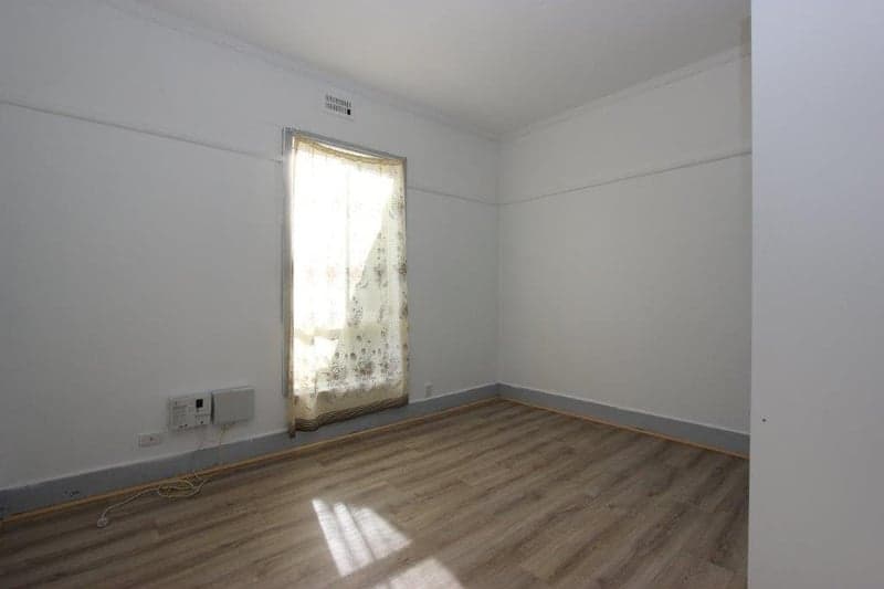 9 Sredna Street, West Footscray - Thumbnail 7