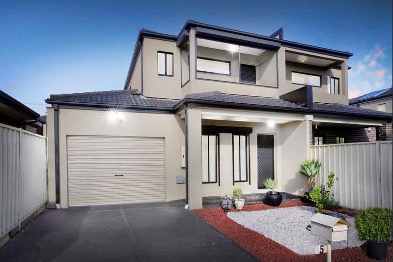 5 Federation Way, Sunshine West - Image 1