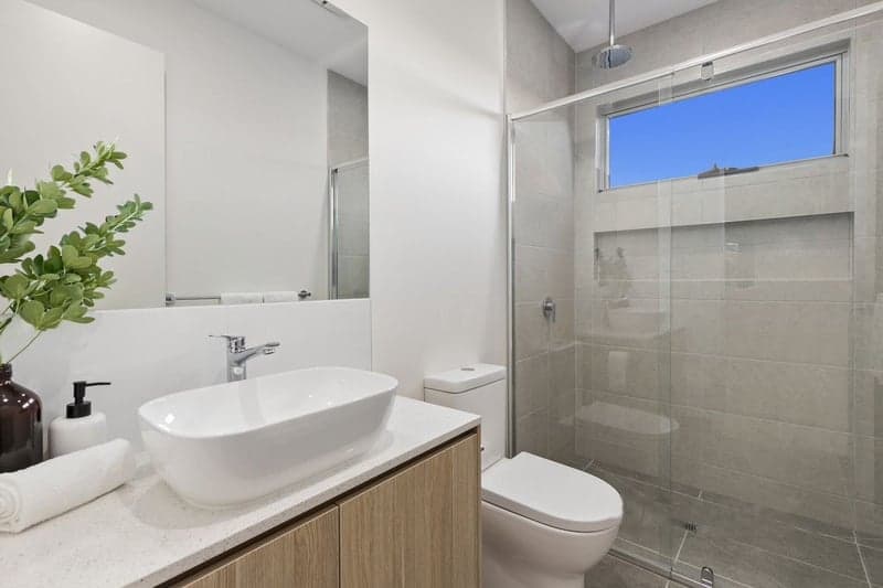 2/61 Davies Street, Altona - Thumbnail 2