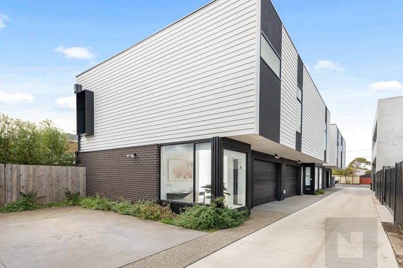 4/30 Market Street, West Footscray - Thumbnail 2