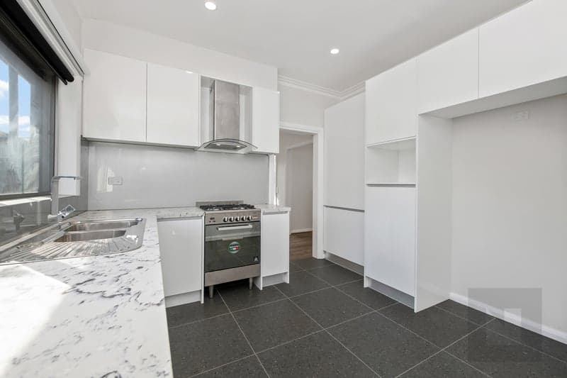 78 The Avenue, Spotswood - Thumbnail 4