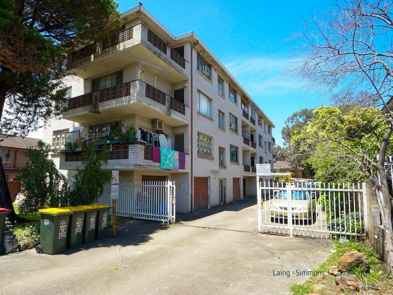 11/30 Hill Street, Cabramatta, Pennant Hills - Image 1