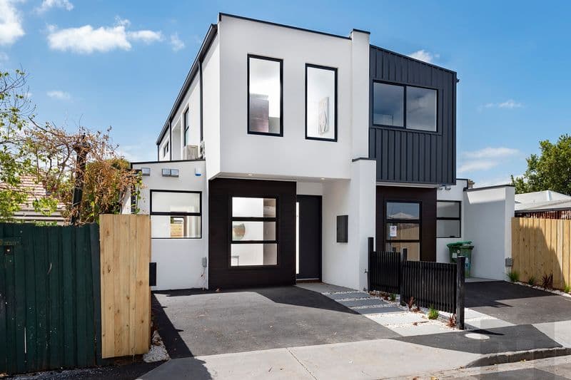 16a Lily Street, Seddon - Image 1