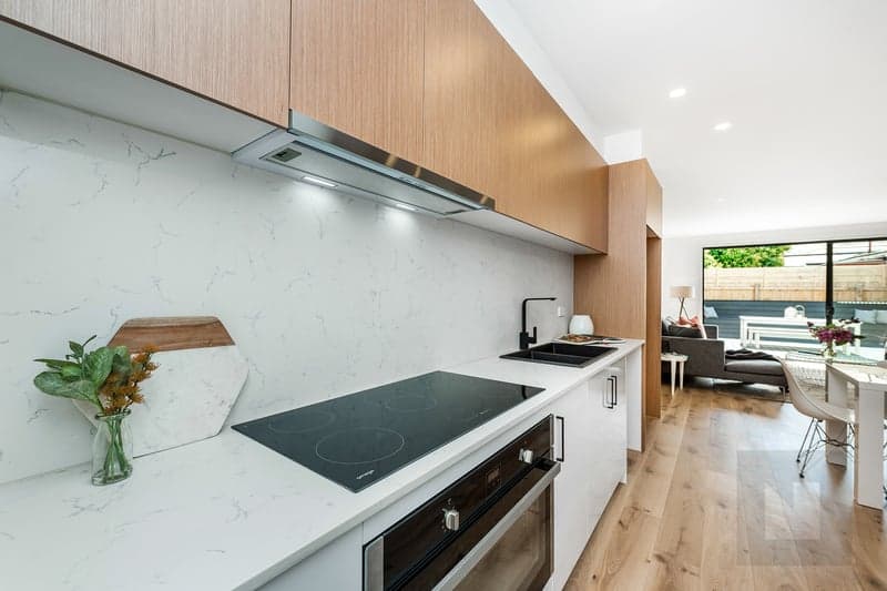 16a Lily Street, Seddon - Thumbnail 2