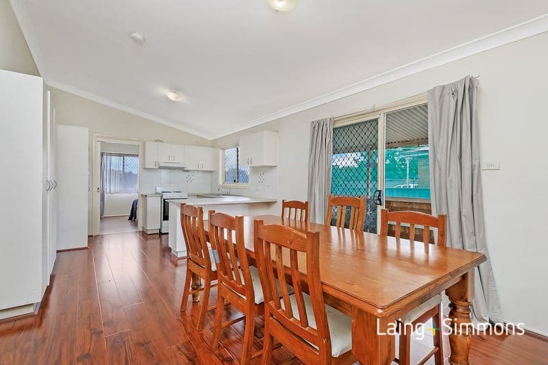 24 Freya Crescent, Shalvey, Shalvey - Thumbnail 4