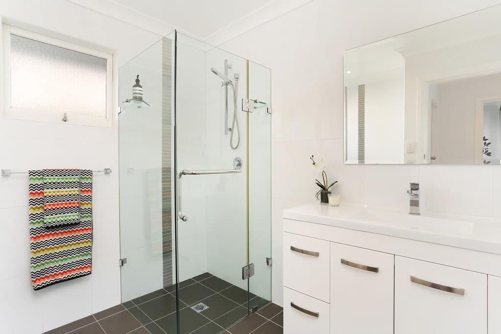 9 McAndrew Crescent, Mangerton - Thumbnail 2