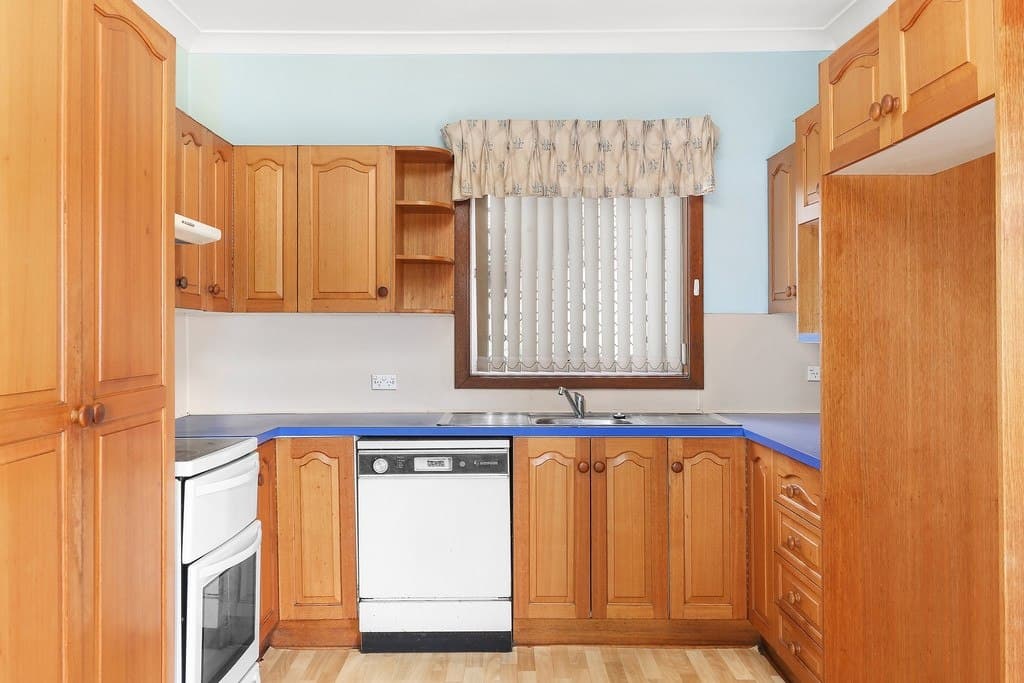 51 London Drive, West Wollongong - Thumbnail 3