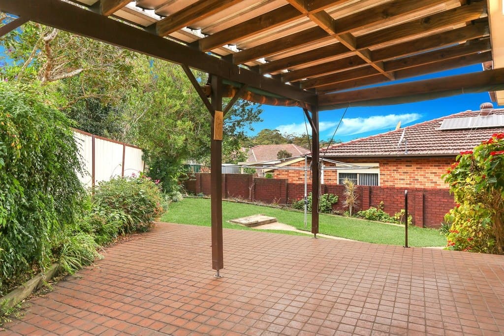 51 London Drive, West Wollongong - Thumbnail 4