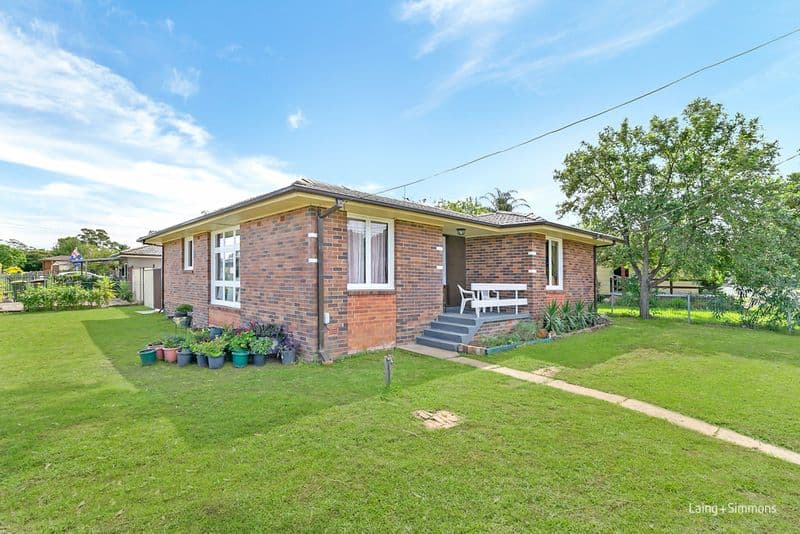 46 Idriess Crescent, Blackett, Blackett - Thumbnail 2