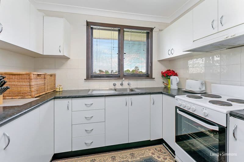 46 Idriess Crescent, Blackett, Blackett - Thumbnail 4
