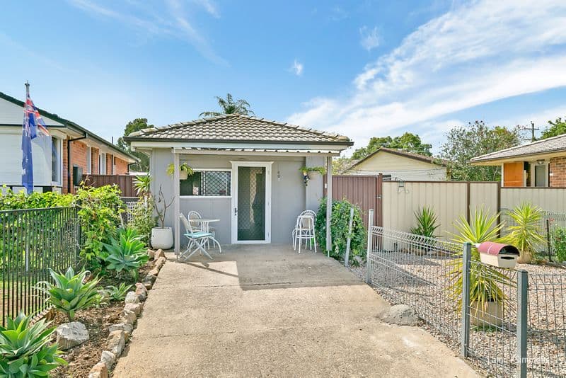 46 Idriess Crescent, Blackett, Blackett - Thumbnail 8