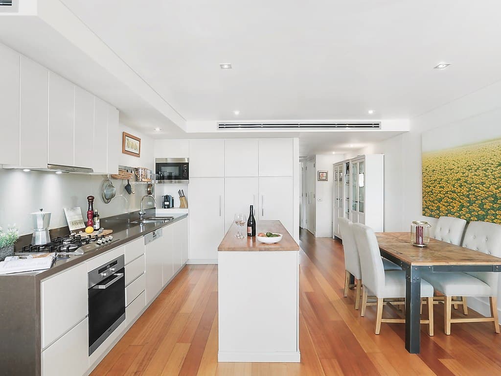 609/53 Crown Street, Wollongong - Thumbnail 2