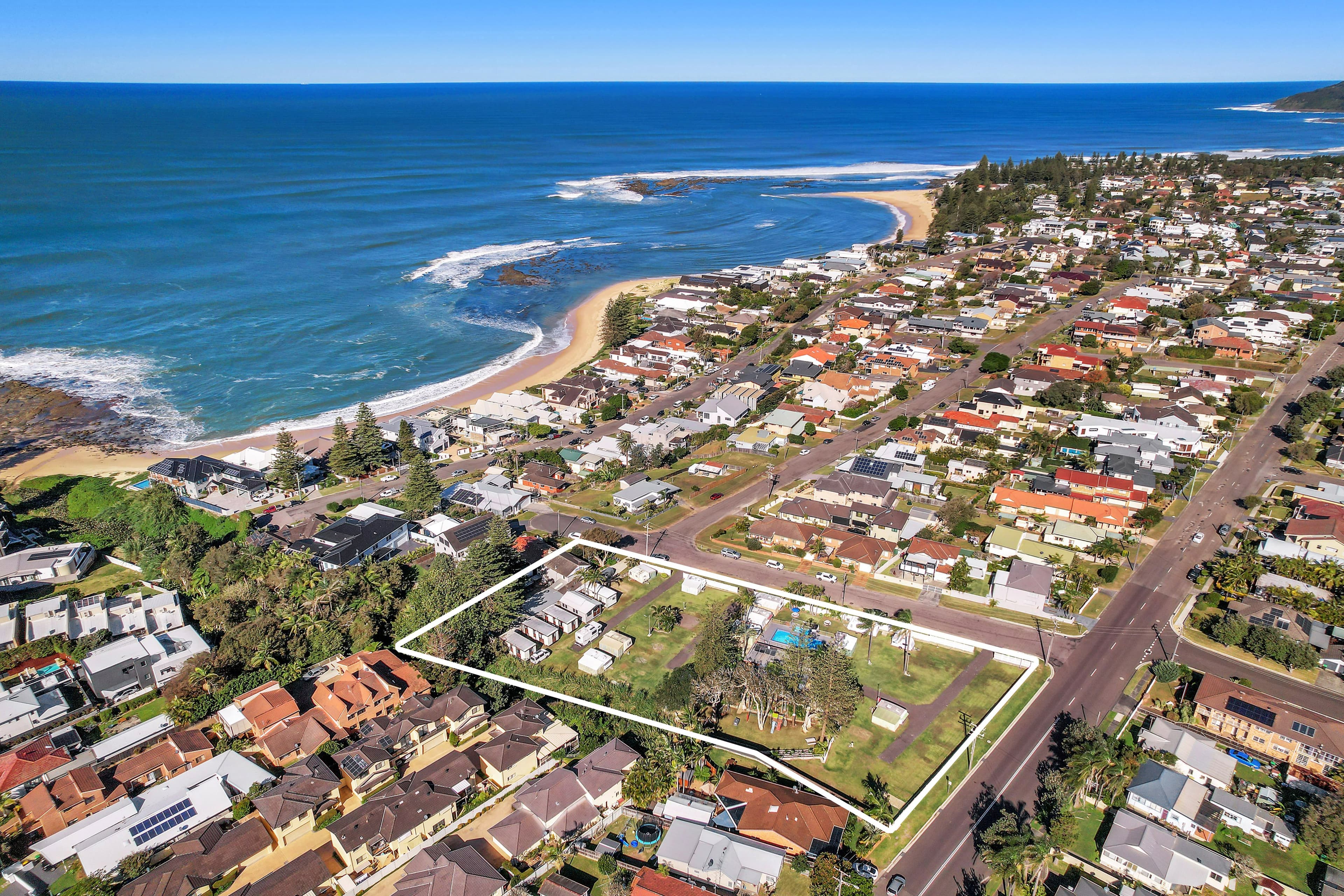 2-12 Narrawa Avenue, Blue Bay, NSW, 2261, Blue Bay - Thumbnail 3