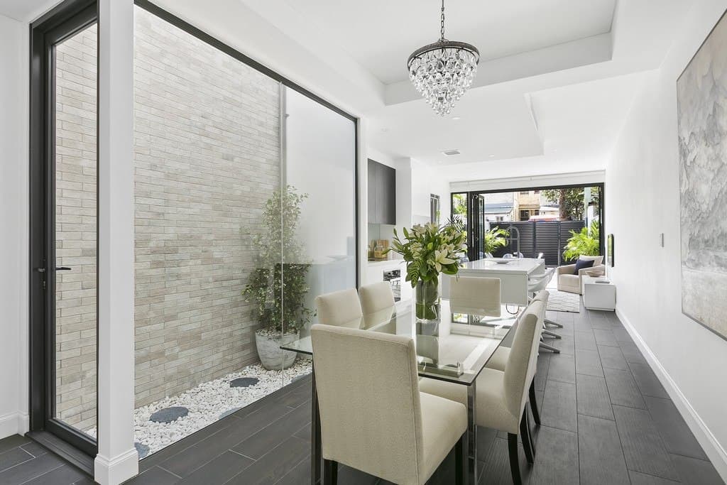 11 Wells Street, Newtown - Thumbnail 2