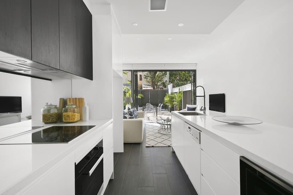 11 Wells Street, Newtown - Thumbnail 3