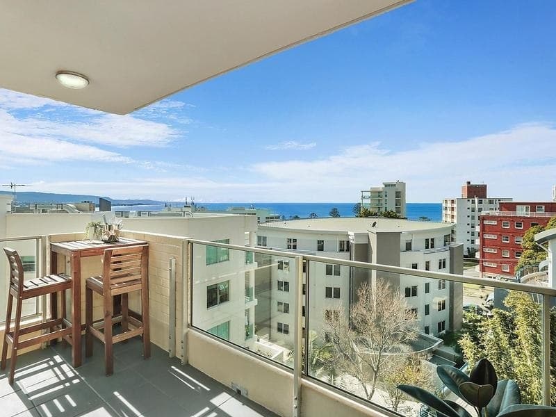 17/11 Ocean Street, Wollongong - Image 1