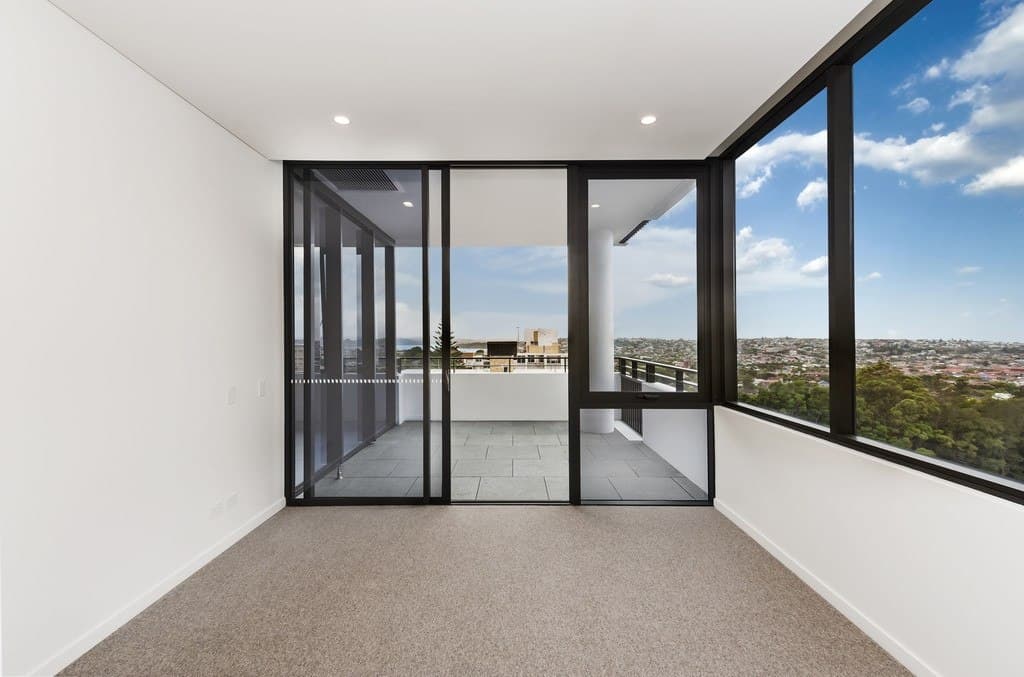 1705/18-20 Ocean Street, Bondi Beach - Image 1