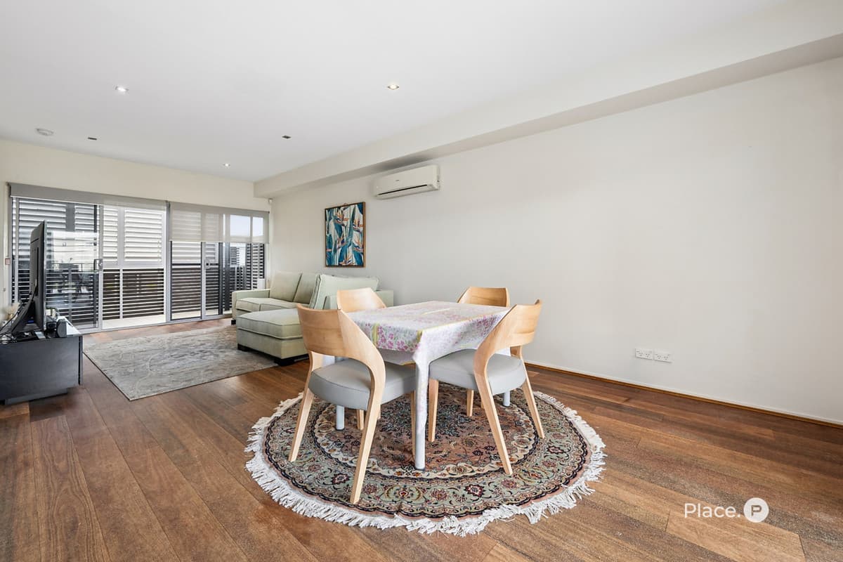 10 Ovey Street, Morningside - Thumbnail 3