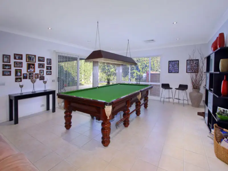 17 Drysdale Circuit, Beaumont Hills NSW, Beaumont Hills - Thumbnail 2