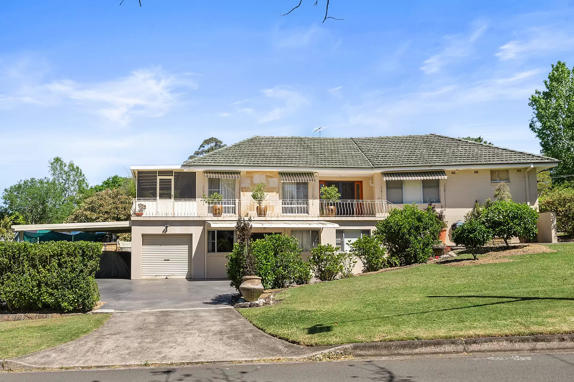69 Memorial Avenue, St Ives - Image 1