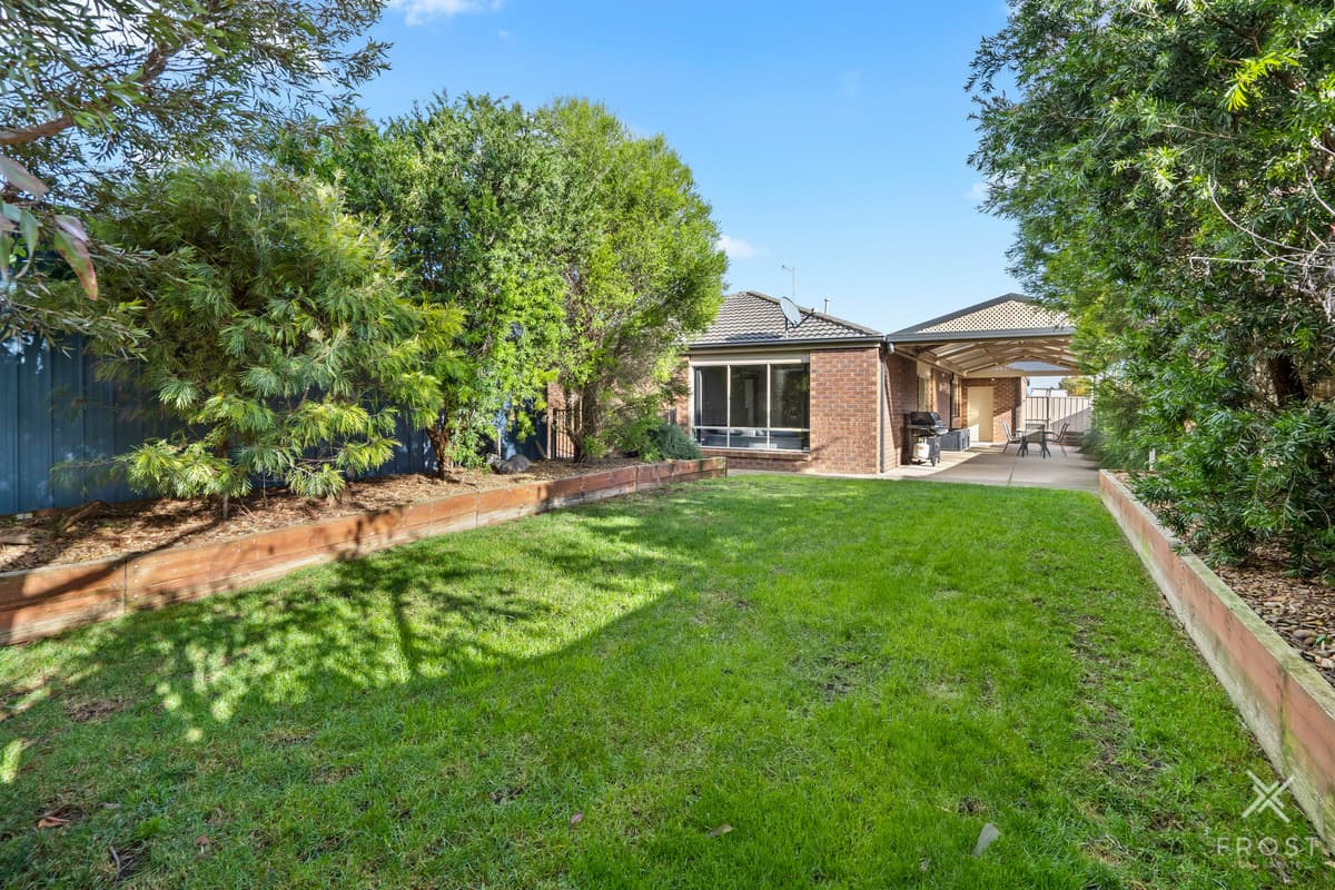 18 Borrowdale Road, Harkness, VIC, Harkness - Thumbnail 2
