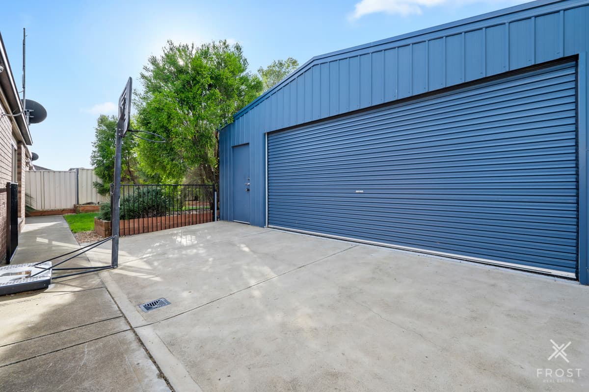 18 Borrowdale Road, Harkness, VIC, Harkness - Thumbnail 3