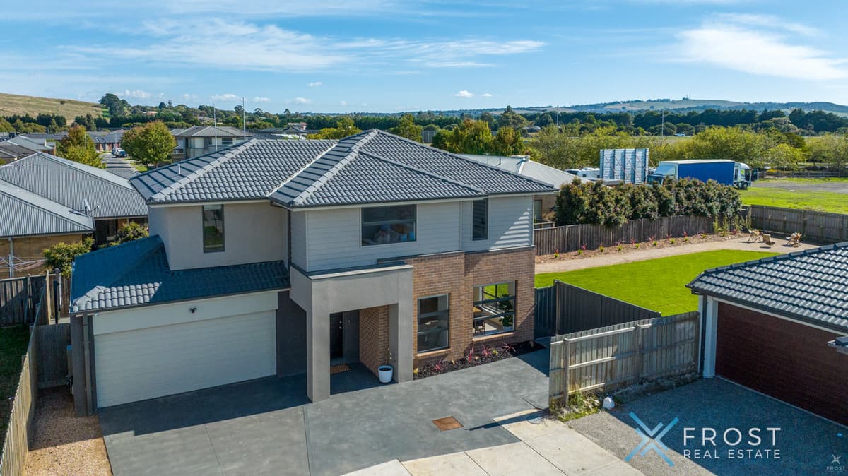 27 Princes Circuit, Wallan, VIC, Wallan - Image 1