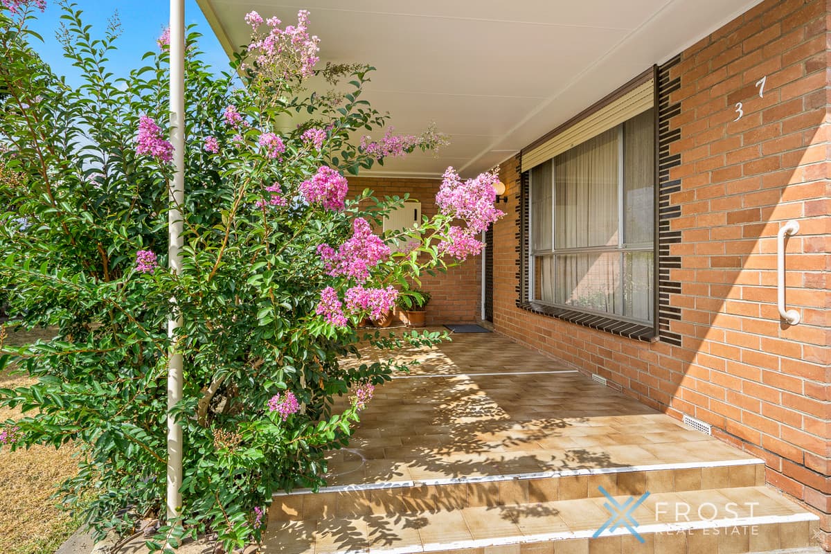 37 Blackburn Street, Lalor, VIC, Lalor - Thumbnail 3