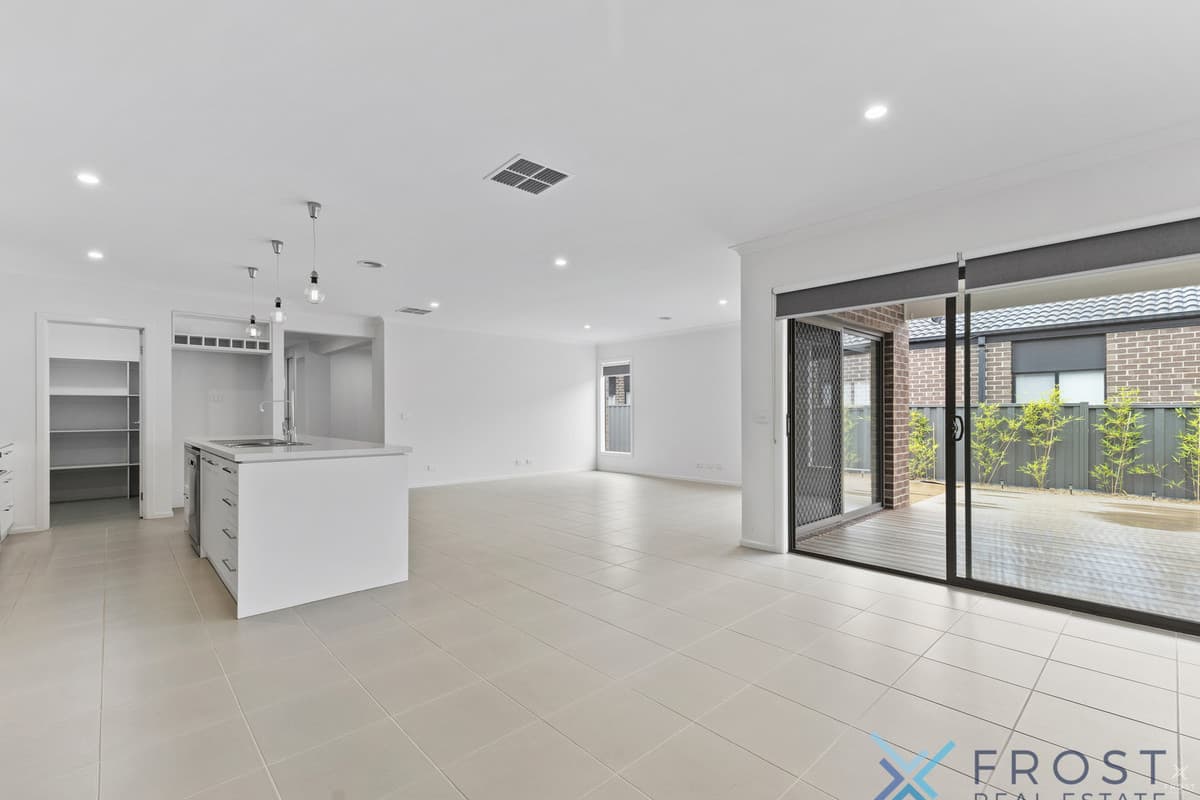 4 Orange Road, Kalkallo, VIC, Kalkallo - Thumbnail 3