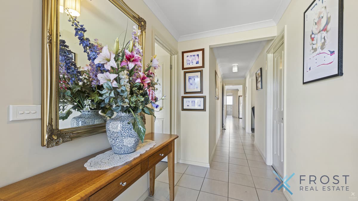 28 Chrystobel Way, Kilmore, VIC, Kilmore - Thumbnail 2