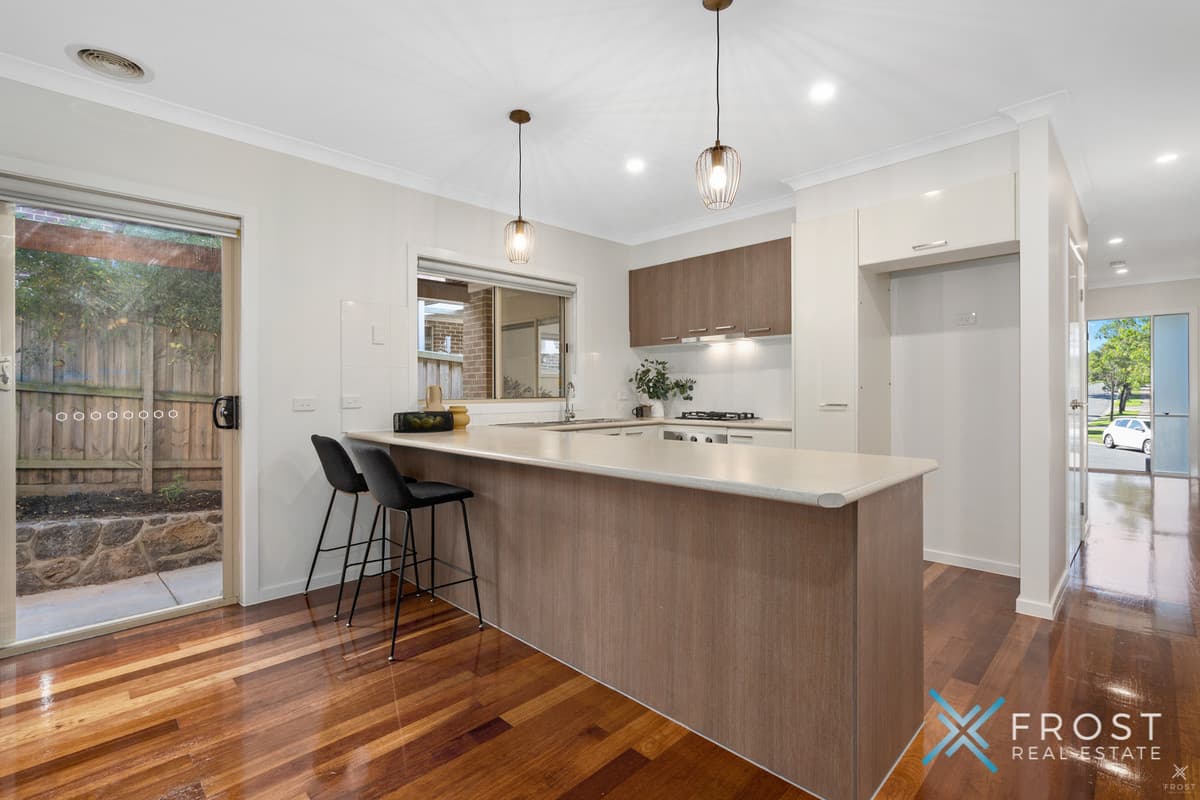 9 Bodram Place, South Morang, VIC, South Morang - Thumbnail 3