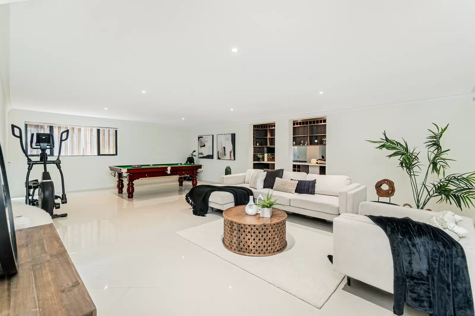 21 Applecross Avenue, Castle Hill NSW, Castle Hill - Thumbnail 5