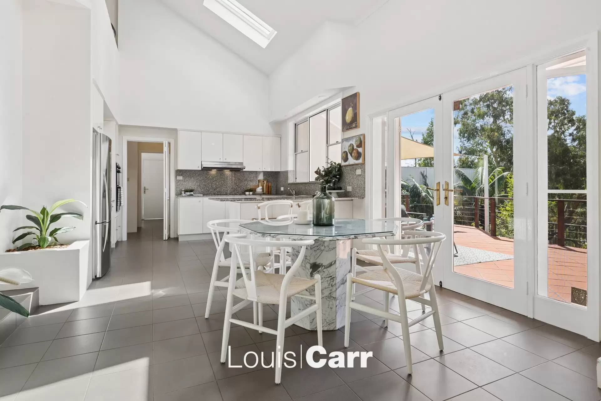 174 Ridgecrop Drive, Castle Hill NSW, Castle Hill - Thumbnail 2
