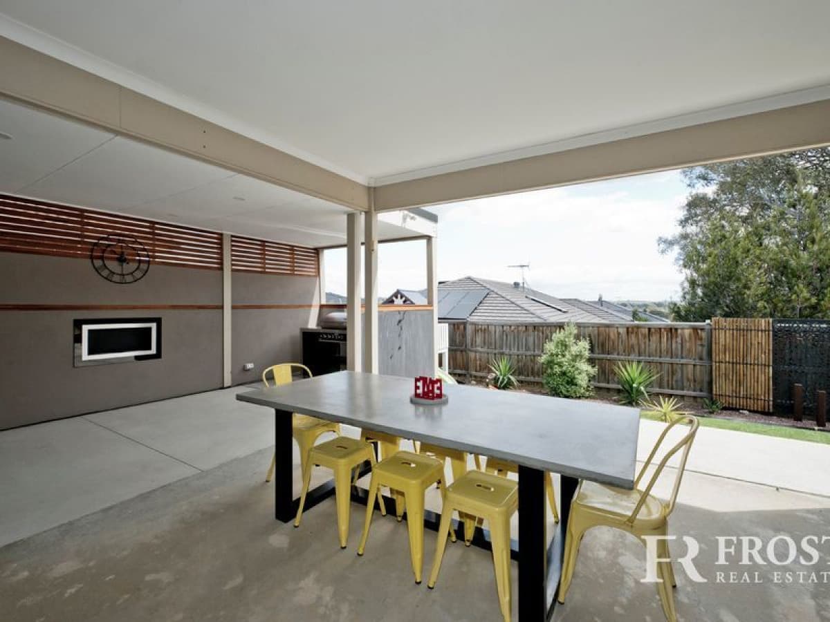 282 Flaxen Hills Road, Doreen, VIC, Doreen - Thumbnail 2