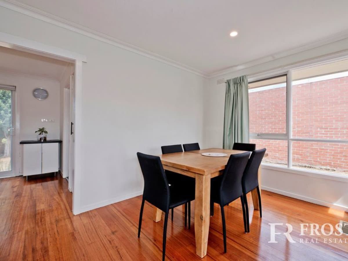 10 Donach Crescent, Bundoora, VIC, Bundoora - Thumbnail 3