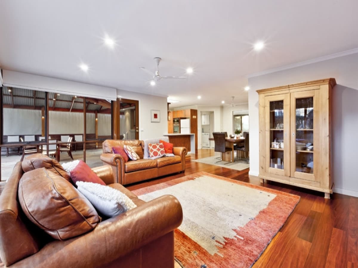 47 Grassy Flat Road, Diamond Creek, VIC, Diamond Creek - Thumbnail 2