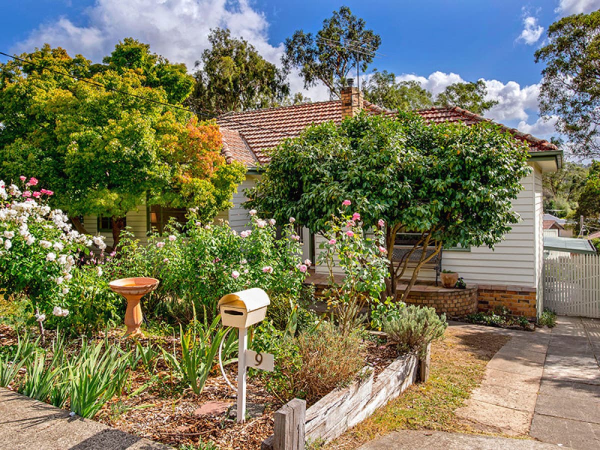 9 Donald Street, Greensborough, VIC, Greensborough - Thumbnail 2