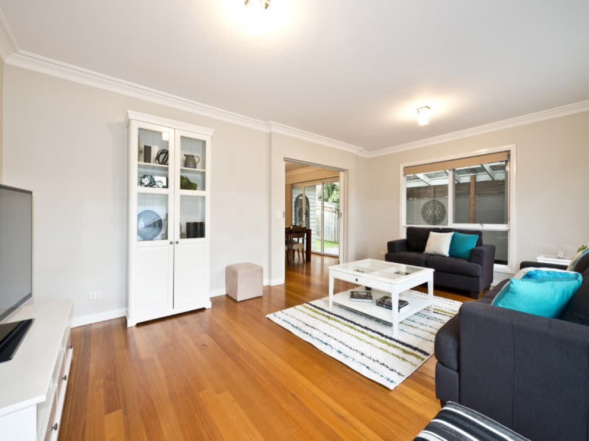 2/131 Karingal Drive, Briar Hill, VIC, Briar Hill - Thumbnail 2