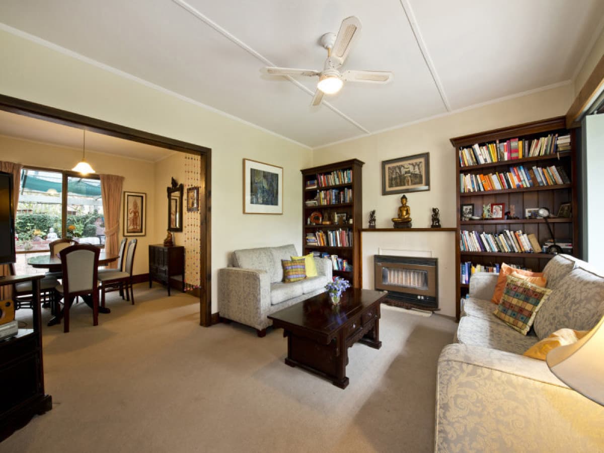 24 Beattie Street, Montmorency, VIC, Montmorency - Thumbnail 2