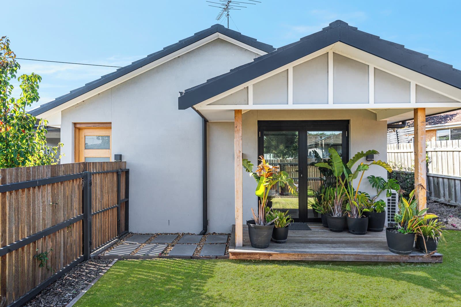 9B Northam Avenue, Highton, Highton - Thumbnail 2