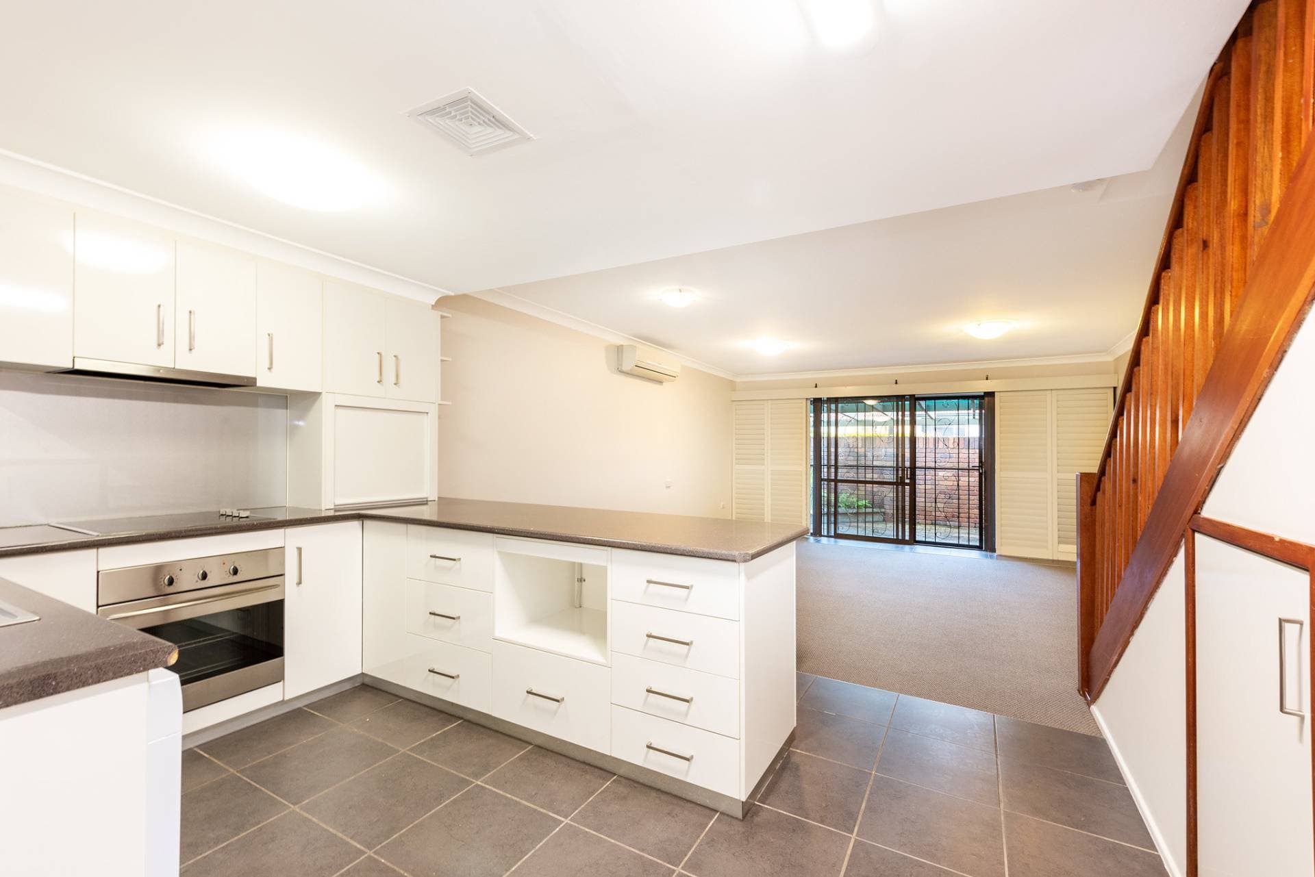 Unit 3, 92 West Street, Toowoomba City, QLD, Toowoomba City - Thumbnail 5