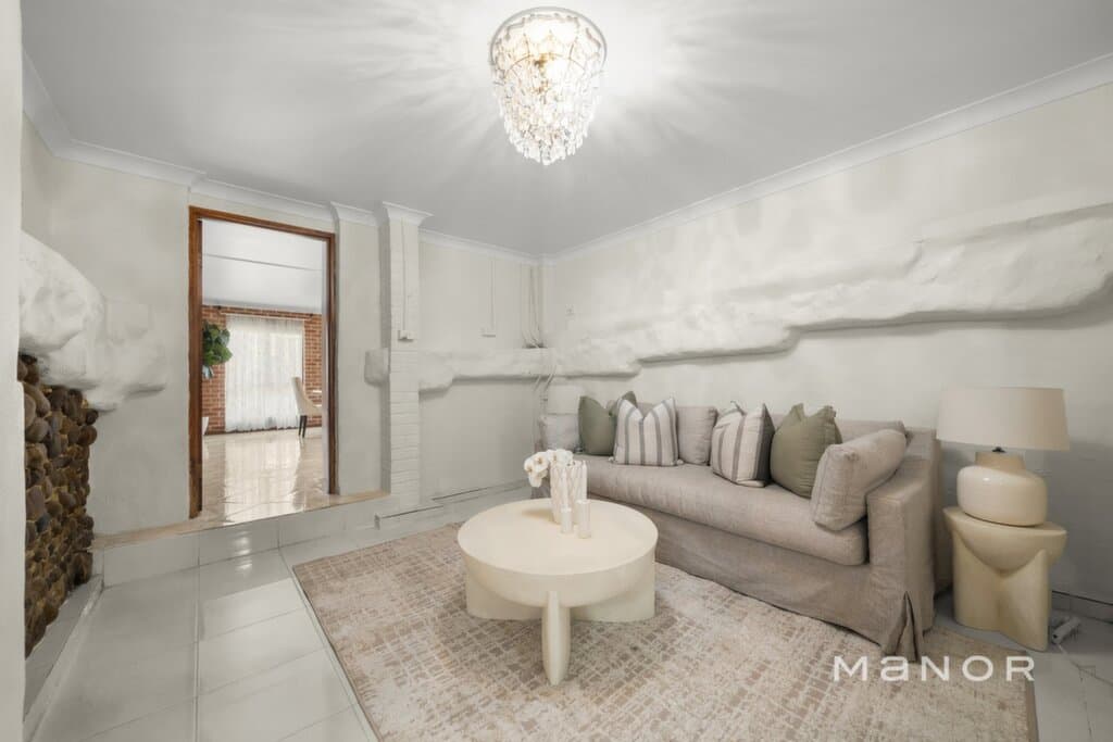 8 Christopher Street, Baulkham Hills, NSW, Baulkham Hills - Thumbnail 2