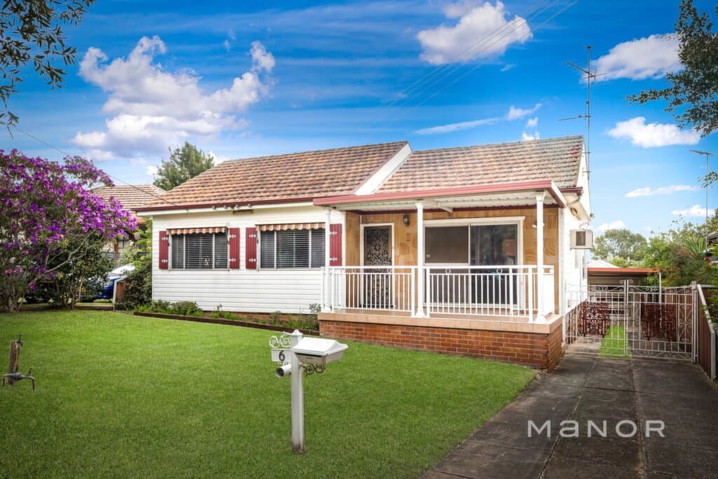 6 Marnpar Road Seven Hills, Seven Hills - Thumbnail 2